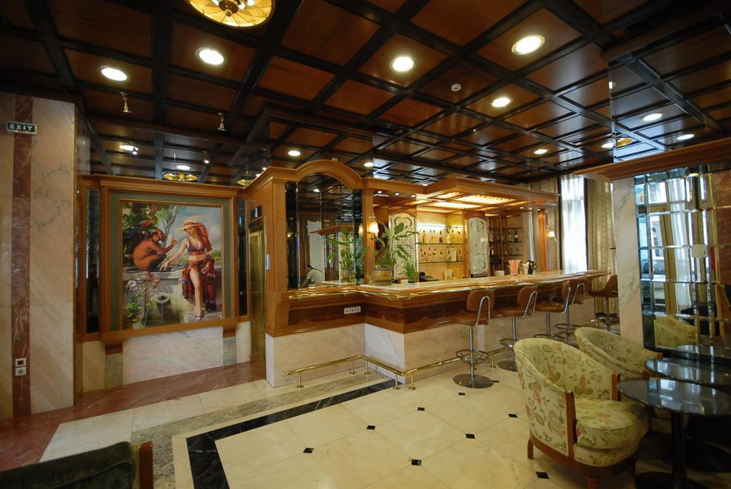 Balasca Hotel Athens Exterior photo